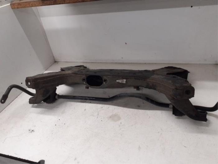 Subframe van een Kia Picanto (TA) 1.2 16V 2013