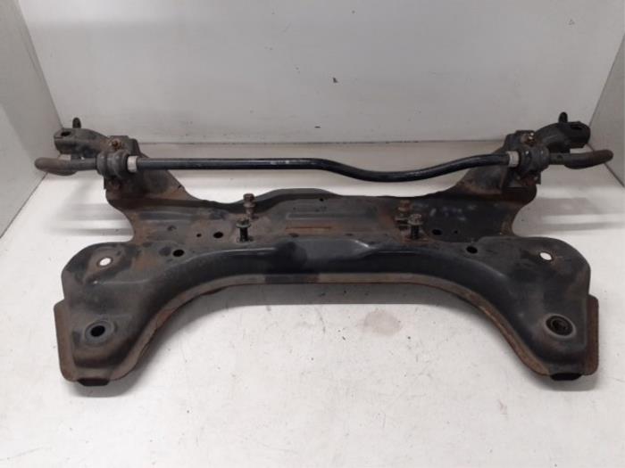 Subframe van een Kia Picanto (TA) 1.2 16V 2013