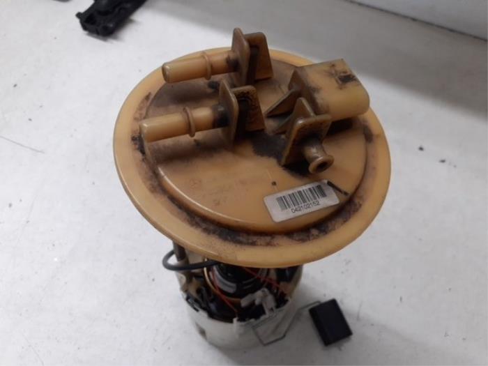 Gebruikte Tank element Pomp Mercedes Sprinter 3,5t (906.73) Prijs op aanvraag aangeboden door Autodemontage van de Laar