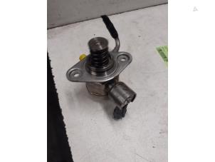 Gebruikte Hogedrukpomp Ford Fiesta 6 (JA8) 1.0 SCI 12V 80 Prijs op aanvraag aangeboden door Autodemontage van de Laar