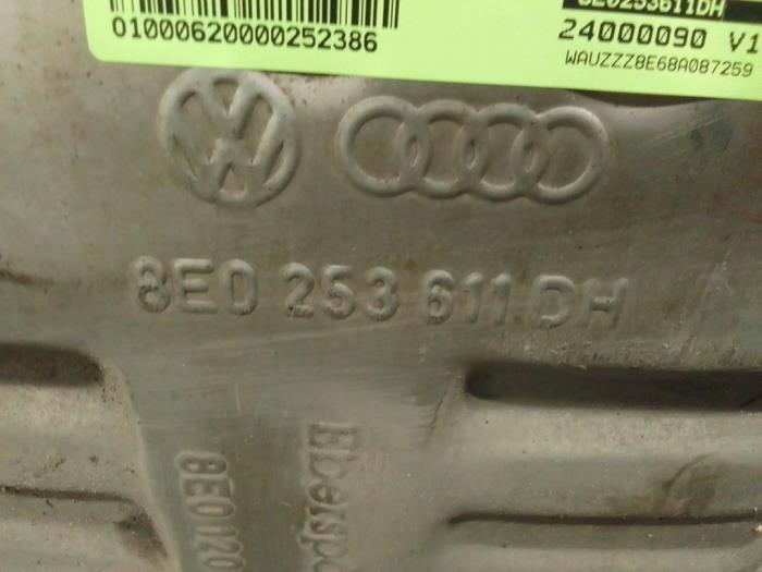 Gebruikte Uitlaat Einddemper Audi A4 (B7) 2.0 TDI 16V Quattro Prijs € 100,00 Margeregeling aangeboden door Autodemontage van de Laar
