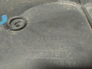 Gebruikte Voorfront Renault Clio III (BR/CR) 1.2 16V 75 Prijs € 70,00 Margeregeling aangeboden door Autodemontage van de Laar