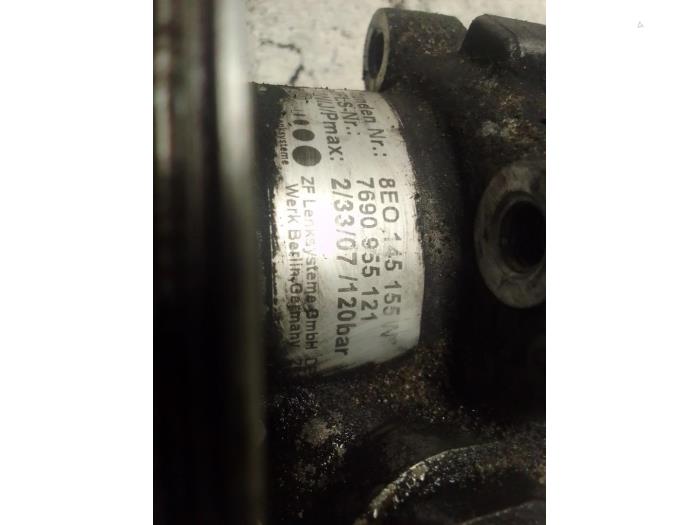 Gebruikte Pomp Servo Audi A4 (B7) 2.0 TDI 16V Quattro Prijs € 50,00 Margeregeling aangeboden door Autodemontage van de Laar