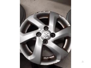 Gebruikte Velg Suzuki Celerio (LF) 1.0 12V Prijs op aanvraag aangeboden door Autodemontage van de Laar