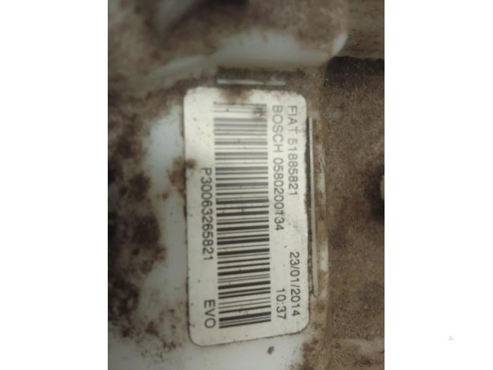 Gebruikte Benzinepomp Fiat Panda (312) 0.9 TwinAir 60 Prijs € 50,00 Margeregeling aangeboden door Autodemontage van de Laar