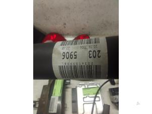 Gebruikte Cardanas Mercedes C Sportcoupé (C203) 2.2 C-200 CDI 16V Prijs € 100,00 Margeregeling aangeboden door Autodemontage van de Laar