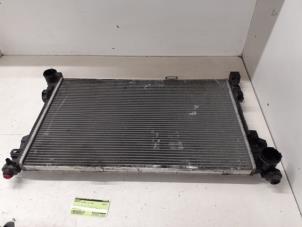 Gebruikte Radiateur Mercedes C Sportcoupé (C203) 2.2 C-200 CDI 16V Prijs € 35,00 Margeregeling aangeboden door Autodemontage van de Laar