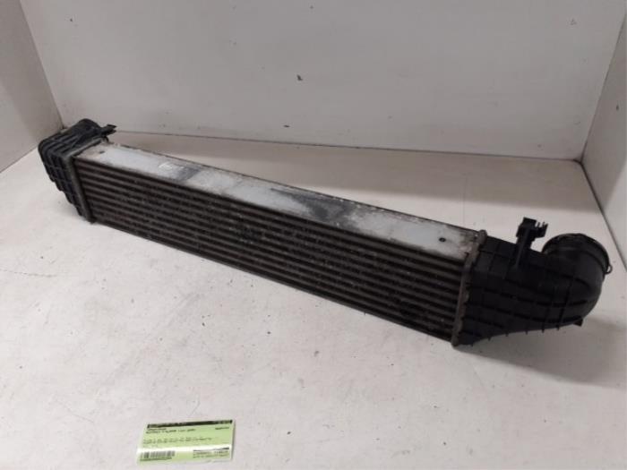 Gebruikte Intercooler Mercedes C Sportcoupé (C203) 2.2 C-200 CDI 16V Prijs op aanvraag aangeboden door Autodemontage van de Laar