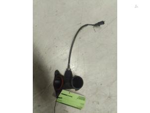 Gebruikte Waterpijp Renault Clio Prijs € 20,00 Margeregeling aangeboden door Autodemontage van de Laar