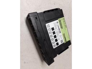 Gebruikte Computer Body Control Opel Karl 1.0 12V Prijs op aanvraag aangeboden door Autodemontage van de Laar