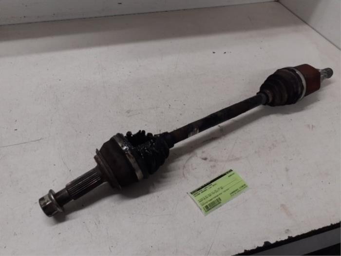 Gebruikte Steekas links-voor Nissan Qashqai (J11) 1.2 DIG-T 16V Prijs op aanvraag aangeboden door Autodemontage van de Laar