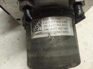 Gebruikte ABS Pomp Mercedes CLA (118.3) 1.5 CLA-180d Prijs € 250,00 Margeregeling aangeboden door Autodemontage van de Laar