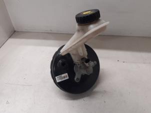 Gebruikte Rembooster Opel Karl 1.0 12V Prijs € 75,00 Margeregeling aangeboden door Autodemontage van de Laar