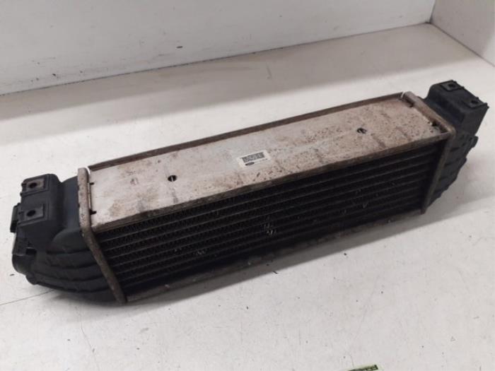 Intercooler van een Ford Transit 2.0 TDdi 16V 2005