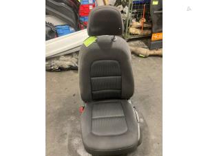 Gebruikte Stoel links Audi A4 (B8) 1.8 TFSI 16V Prijs € 150,00 Margeregeling aangeboden door Autodemontage van de Laar