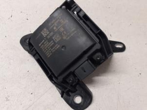 Gebruikte Sensor ACC (afstand) Renault Clio V (RJAB) 1.0 TCe 100 12V Prijs op aanvraag aangeboden door Autodemontage van de Laar