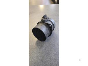 Gebruikte Luchtmassameter Volkswagen Golf VII (AUA) 2.0 TDI 16V Prijs € 50,00 Margeregeling aangeboden door Autodemontage van de Laar