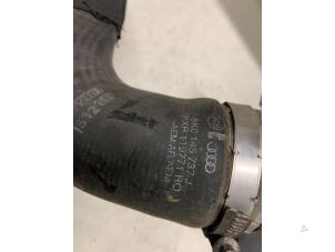 Intercooler Slang van een Audi A4 (B8) 1.8 TFSI 16V 2011