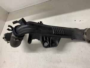 Intercooler Slang van een Audi A4 (B8) 1.8 TFSI 16V 2011
