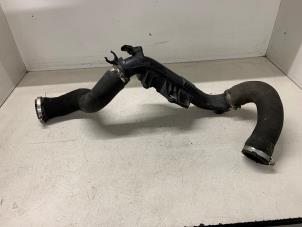 Gebruikte Intercooler Slang Audi A4 (B8) 1.8 TFSI 16V Prijs € 50,00 Margeregeling aangeboden door Autodemontage van de Laar