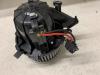 Kachel Ventilatiemotor van een Audi A4 (B8) 1.8 TFSI 16V 2011