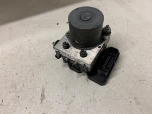 Gebruikte ABS Pomp Volkswagen Polo V (6R) 1.2 TSI 16V BlueMotion Technology Prijs € 100,00 Margeregeling aangeboden door Autodemontage van de Laar