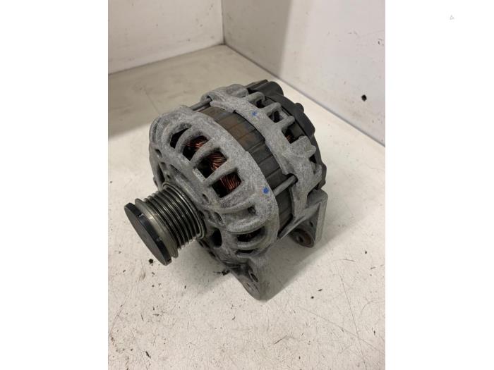 Gebruikte Dynamo Volkswagen Up! (121) 1.0 12V 60 Prijs € 50,00 Margeregeling aangeboden door Autodemontage van de Laar