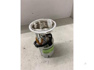 Gebruikte Benzinepomp Volkswagen Up! (121) 1.0 12V 60 Prijs € 35,00 Margeregeling aangeboden door Autodemontage van de Laar