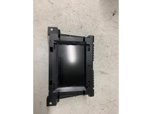 Gebruikte Display Interieur Opel Zafira (M75) 1.8 16V Ecotec Prijs € 65,00 Margeregeling aangeboden door Autodemontage van de Laar