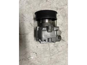 Gebruikte Pomp Servo Volkswagen Transporter T6 2.0 TDI DRF Prijs € 150,00 Margeregeling aangeboden door Autodemontage van de Laar