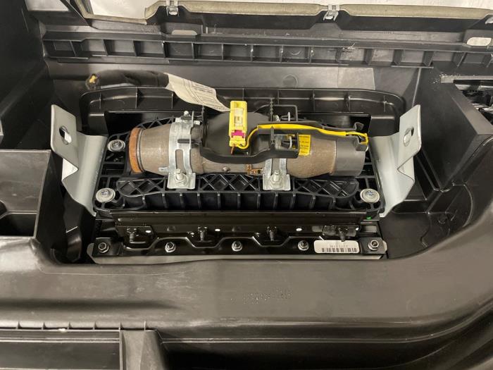 Airbag Set+Module van een Volkswagen Golf VI Variant (AJ5/1KA) 2.0 GTD 16V 2011