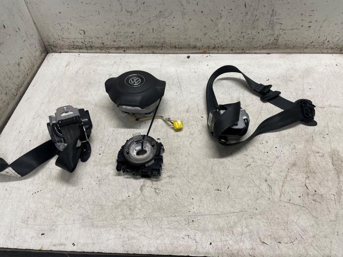 Airbag Set+Module van een Volkswagen Golf VI Variant (AJ5/1KA) 2.0 GTD 16V 2011