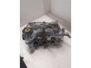 Gebruikte Kleppendeksel Renault Captur II (RJB) 1.3 Mild Hybrid 160 16V Prijs op aanvraag aangeboden door Autodemontage van de Laar