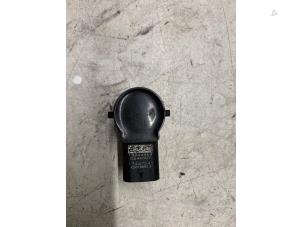 Gebruikte Sensor PDC Opel Astra K Sports Tourer 1.4 Turbo 16V Prijs op aanvraag aangeboden door Autodemontage van de Laar