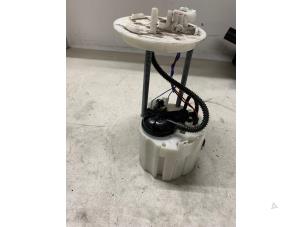 Gebruikte Benzinepomp Opel Astra K Sports Tourer 1.4 Turbo 16V Prijs op aanvraag aangeboden door Autodemontage van de Laar