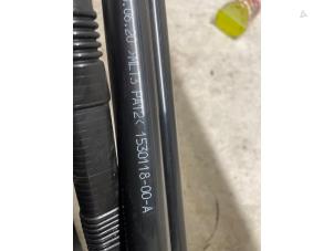 Gebruikte Koelwaterslang Tesla Model 3 Long Range AWD 75 kWh Prijs € 125,00 Margeregeling aangeboden door Autodemontage van de Laar