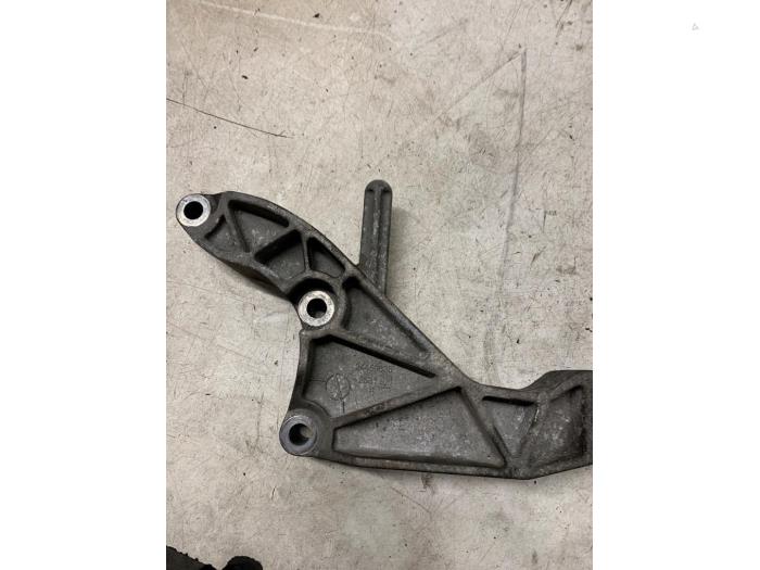 Gebruikte Motorrubber Opel Meriva (B) 1.4 Turbo 16V Ecotec Prijs op aanvraag aangeboden door Autodemontage van de Laar