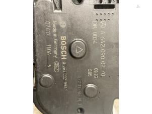 Gebruikte Gasklephuis Mercedes Sprinter 5t (907.6) 519 CDI 3.0 V6 24V RWD Prijs € 90,75 Inclusief btw aangeboden door Autodemontage van de Laar