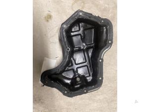 Gebruikte Carterpan Renault Kadjar (RFEH) 1.3 TCE 160 FAP 16V Prijs € 35,00 Margeregeling aangeboden door Autodemontage van de Laar