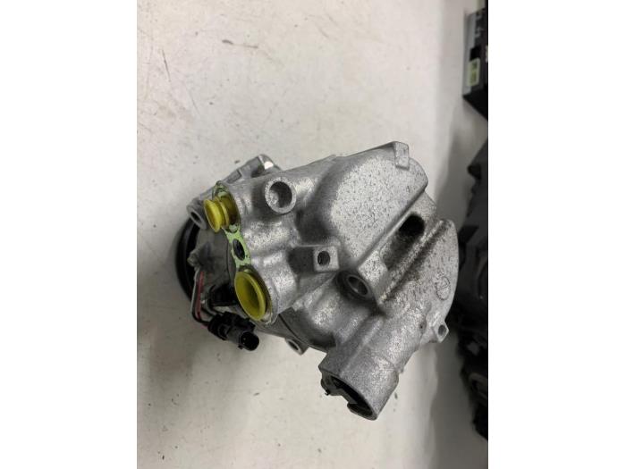 Gebruikte Aircopomp Opel Astra K Sports Tourer 1.0 Turbo 12V Prijs € 125,00 Margeregeling aangeboden door Autodemontage van de Laar