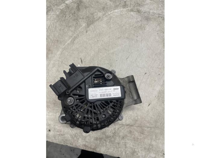 Gebruikte Dynamo Ford Focus 3 1.6 Ti-VCT 16V 125 Prijs € 100,00 Margeregeling aangeboden door Autodemontage van de Laar
