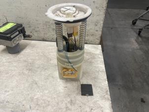 Gebruikte Benzinepomp Mercedes A (W169) 2.0 A-200 5-Drs. Prijs € 70,00 Margeregeling aangeboden door Autodemontage van de Laar