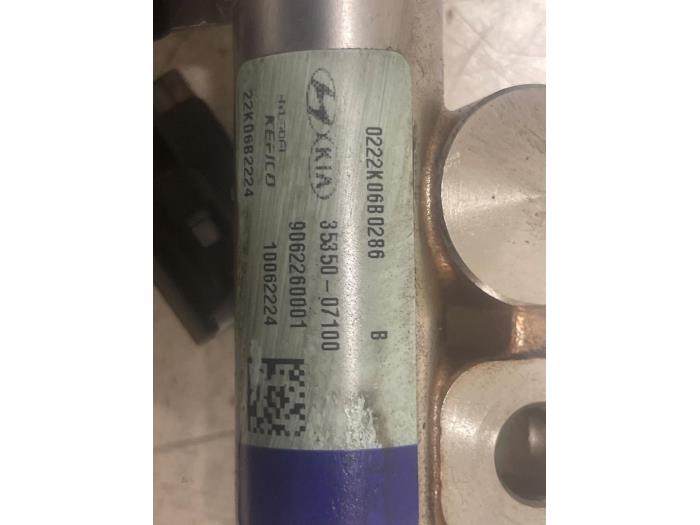 Gebruikte Common rail (Injectie) Kia Rio IV (YB) 1.0i T-GDi 100 MHEV Prijs € 150,00 Margeregeling aangeboden door Autodemontage van de Laar