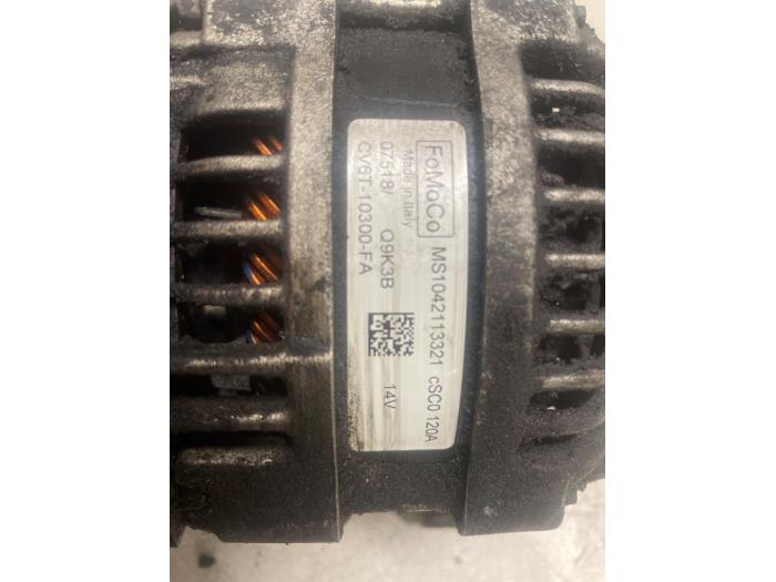 Dynamo van een Ford Focus 3 Wagon 1.0 Ti-VCT EcoBoost 12V 100 2018