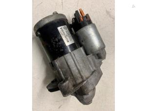 Gebruikte Startmotor Renault Captur (2R) 0.9 Energy TCE 12V Prijs € 50,00 Margeregeling aangeboden door Autodemontage van de Laar