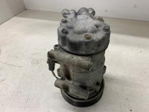 Gebruikte Pomp Airco Renault Twingo II (CN) 1.2 16V Prijs € 50,00 Margeregeling aangeboden door Autodemontage van de Laar