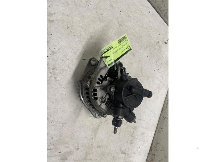 Gebruikte Dynamo Opel Combo (Corsa C) 1.7 DTI 16V Prijs op aanvraag aangeboden door Autodemontage van de Laar