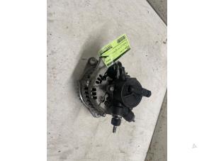 Gebruikte Alternator Opel Combo (Corsa C) 1.7 DTI 16V Prijs op aanvraag aangeboden door Autodemontage van de Laar