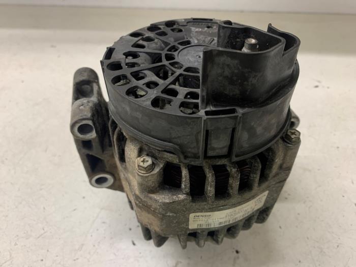 Gebruikte Alternator Fiat Doblo Cargo (223) 1.3 D 16V Multijet DPF Prijs op aanvraag aangeboden door Autodemontage van de Laar