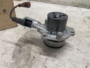 Nieuwe Waterpomp Volkswagen Golf VII (AUA) Prijs € 121,00 Inclusief btw aangeboden door Autodemontage van de Laar